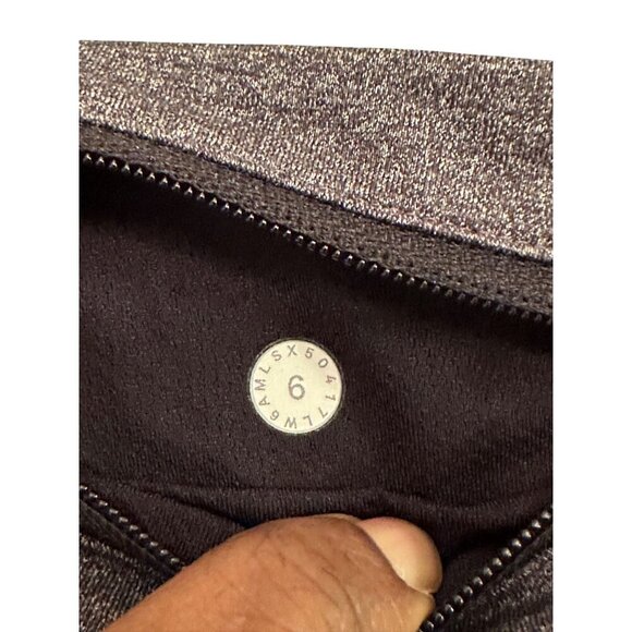 Lululemon Inspire Crop II Luxtreme Leggings Size 6 Shape Retention Stretchy - Picture 7 of 15
